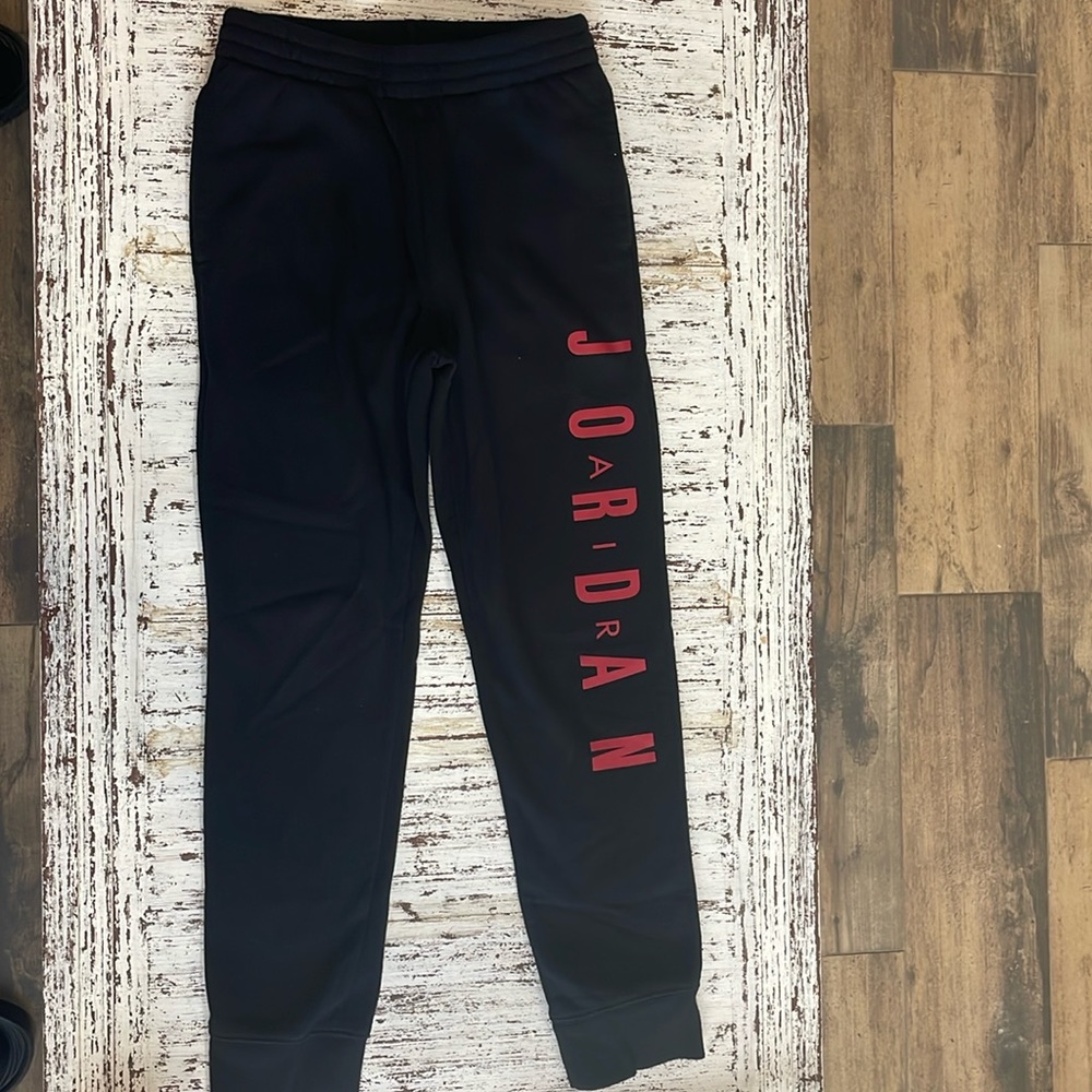 Jordan boys black pant size M